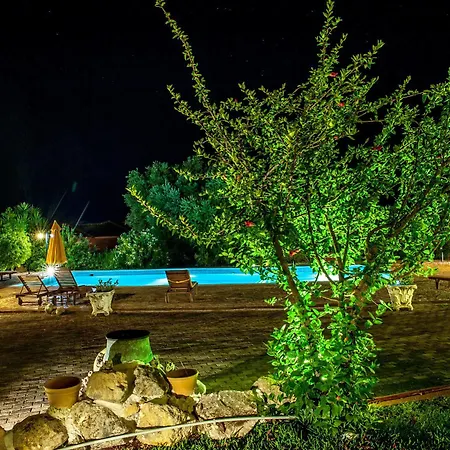 Hotel Pegasus Karavados